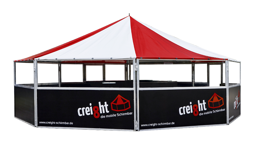 Die creight Schirmbar freigestellt – achteckige mobile Bar mit rot-weißem Schirmdach